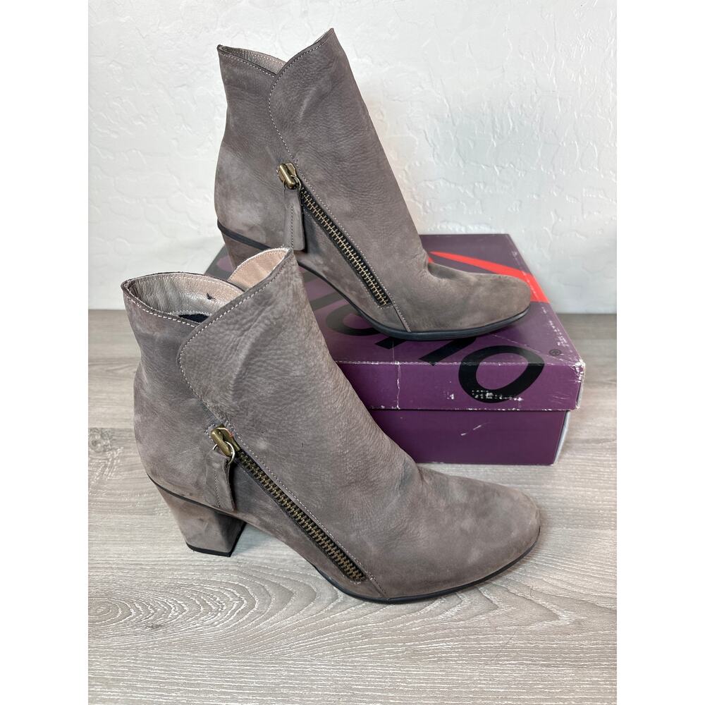 Bueno Yountville Gray Nubuck Size 40 US 9-9.5- 3”‎ Heel Ankle Boots- NIB